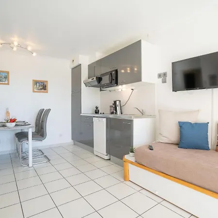 Apartment Village Cap Esterel - L'esquinade-9 By Interhome *