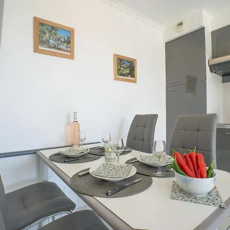 Village Cap Esterel - L'esquinade-9 By Interhome Apartment *